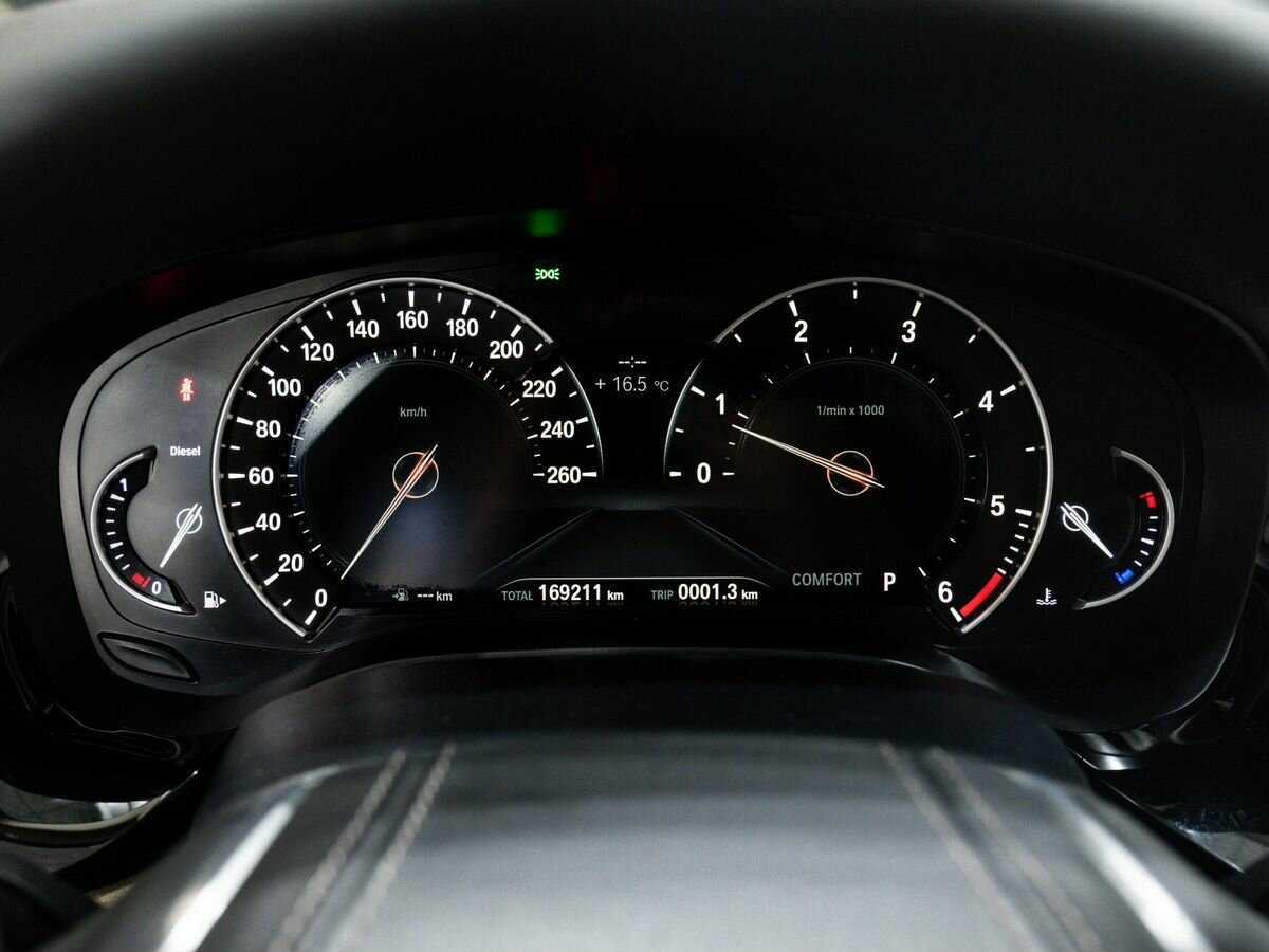 BMW 5 серии б/у, 2017, Автоматическая. Фото: #17