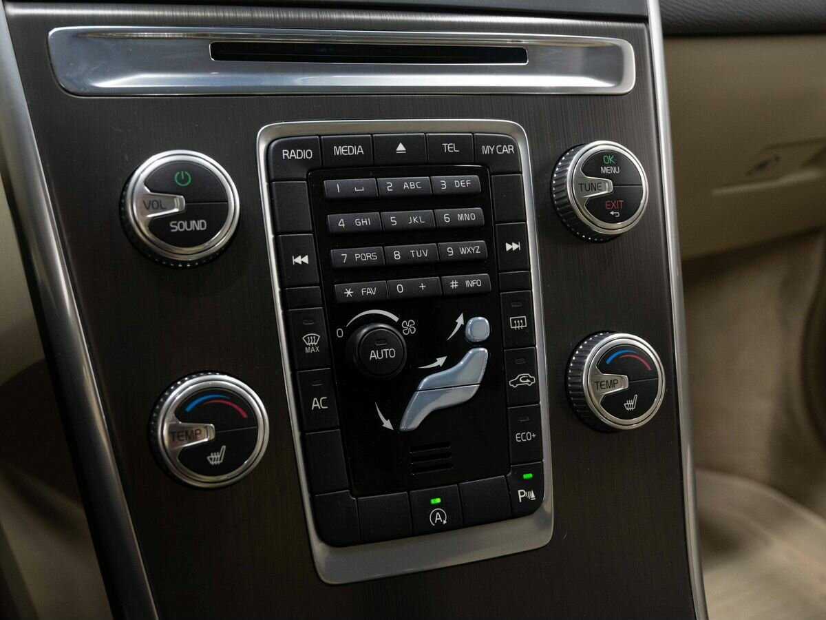 Volvo XC60 б/у, 2014, Автоматическая. Фото: #21