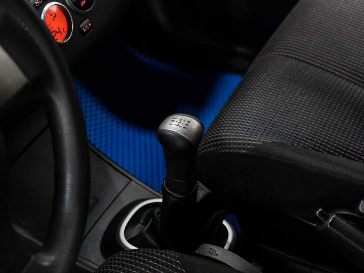 Ниссан Тиида б/у, 2012, Механическая. Фото: #17