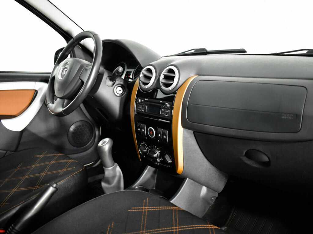 Лада (ВАЗ) Ларгус б/у, 2016, Механическая. Фото: #8