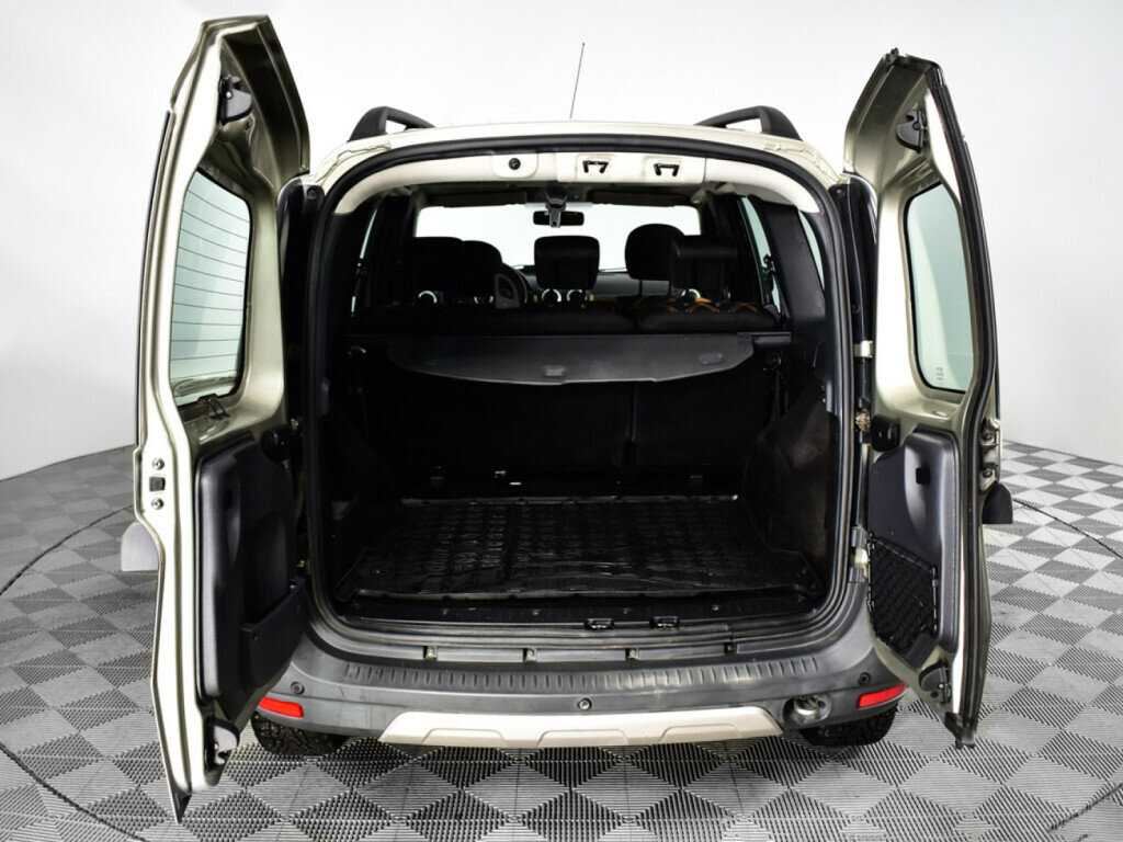 Лада (ВАЗ) Ларгус б/у, 2016, Механическая. Фото: #14