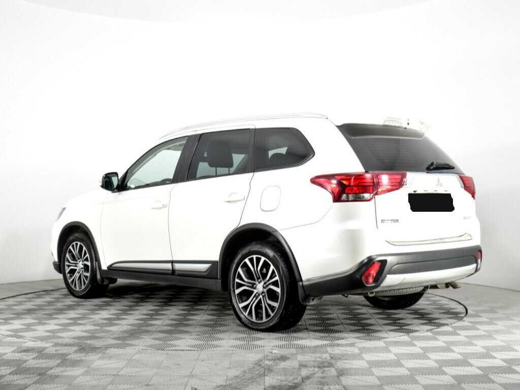 Mitsubishi Outlander б/у, 2017, Вариатор. Фото: #6