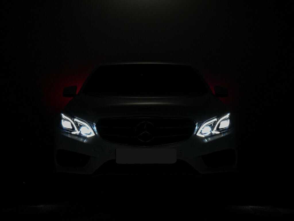 Mercedes-Benz E-Класс б/у, 2015, Автоматическая. Фото: #21