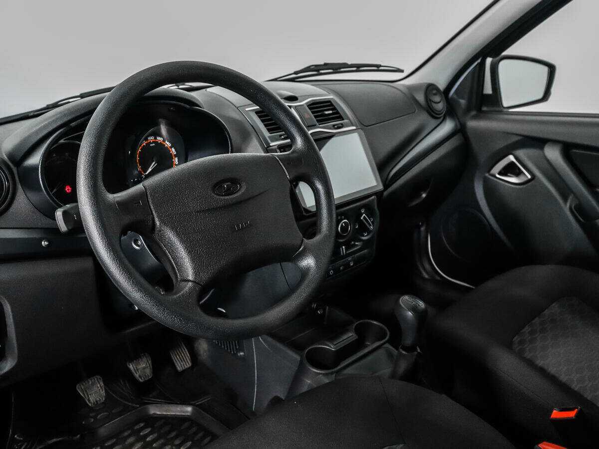 Lada (ВАЗ) Granta б/у, 2023, Механическая. Фото: #8