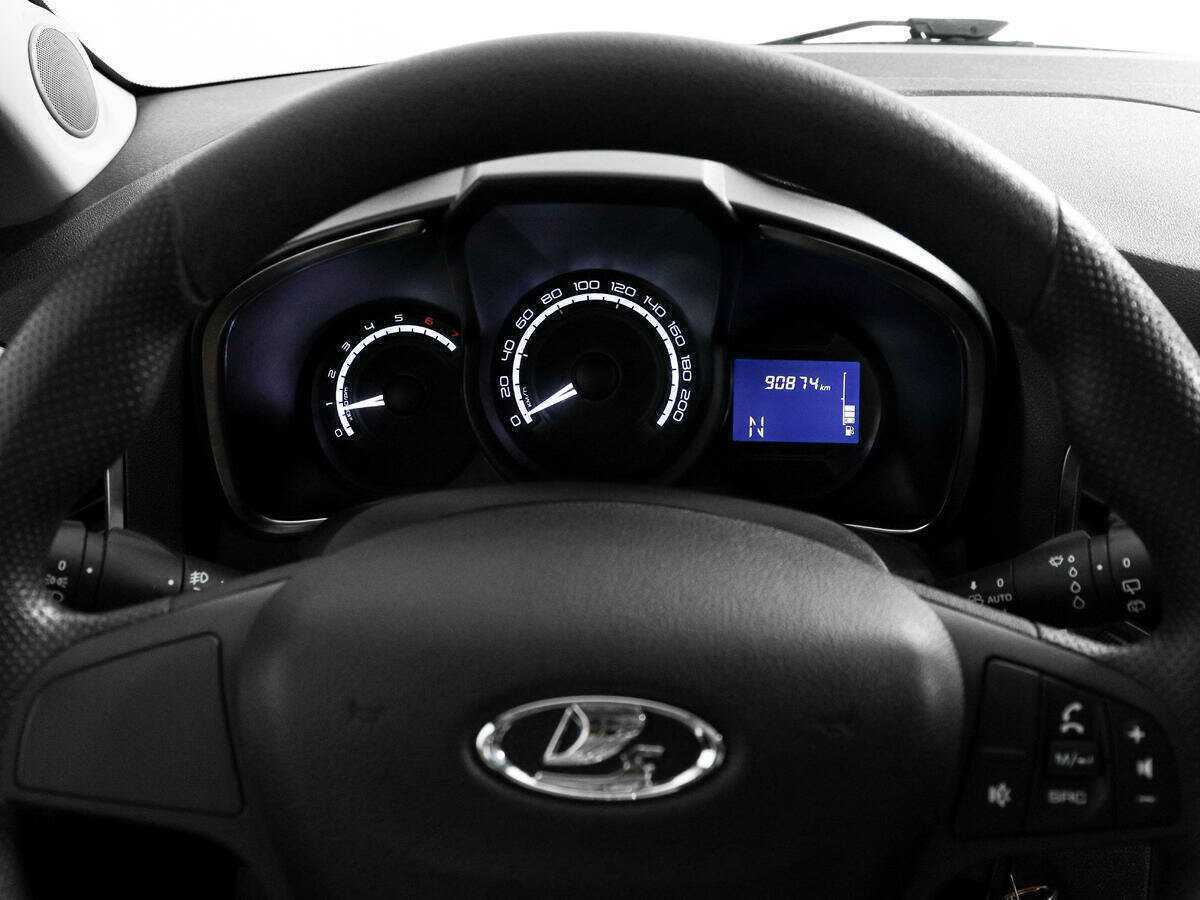 Lada (ВАЗ) XRAY б/у, 2018, Роботизированная. Фото: #14