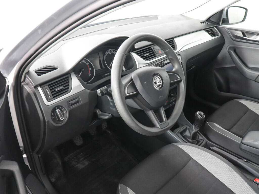 Skoda Rapid б/у, 2018, Механическая. Фото: #8