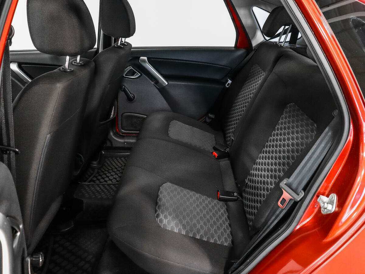 Lada (ВАЗ) Granta б/у, 2021, Механическая. Фото: #9