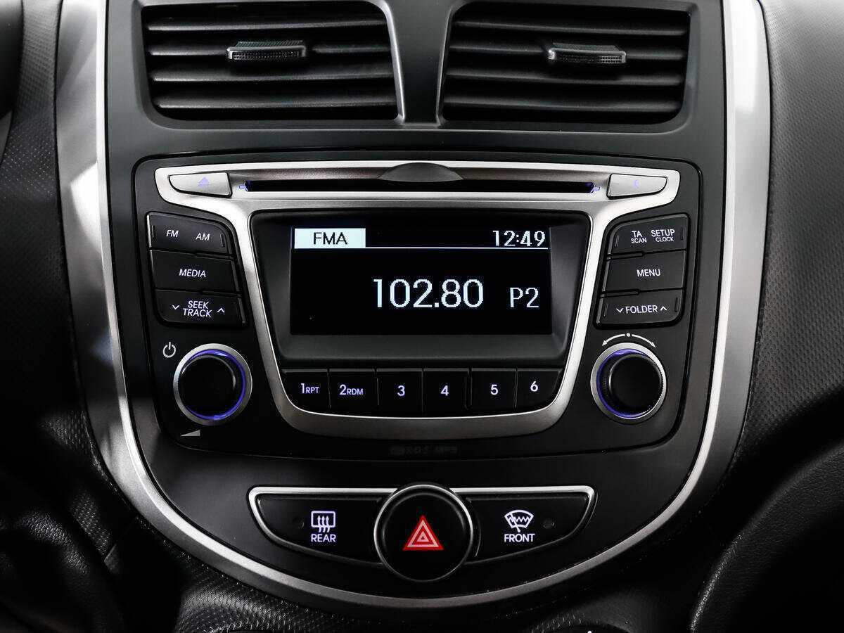 Hyundai Solaris б/у, 2014, Автоматическая. Фото: #12