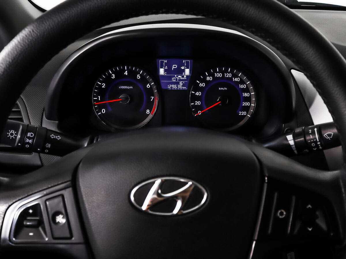 Hyundai Solaris б/у, 2014, Автоматическая. Фото: #14