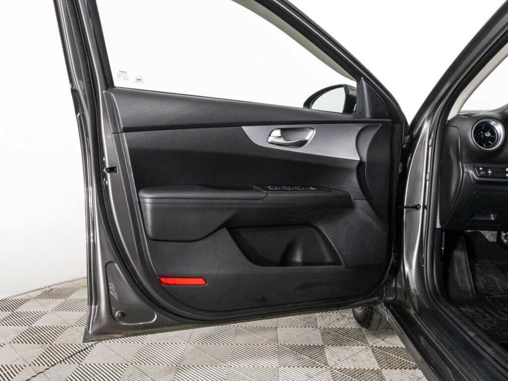 Kia Cerato б/у, 2022, Автоматическая. Фото: #22
