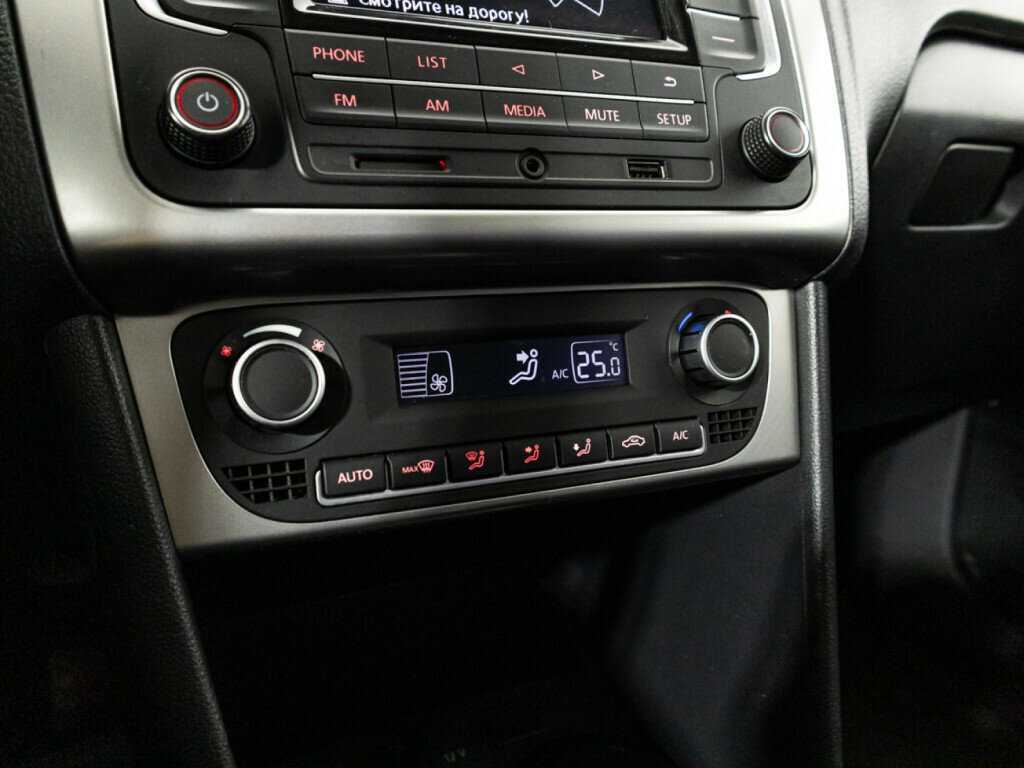 Фольксваген Поло б/у, 2017, Роботизированная. Фото: #15