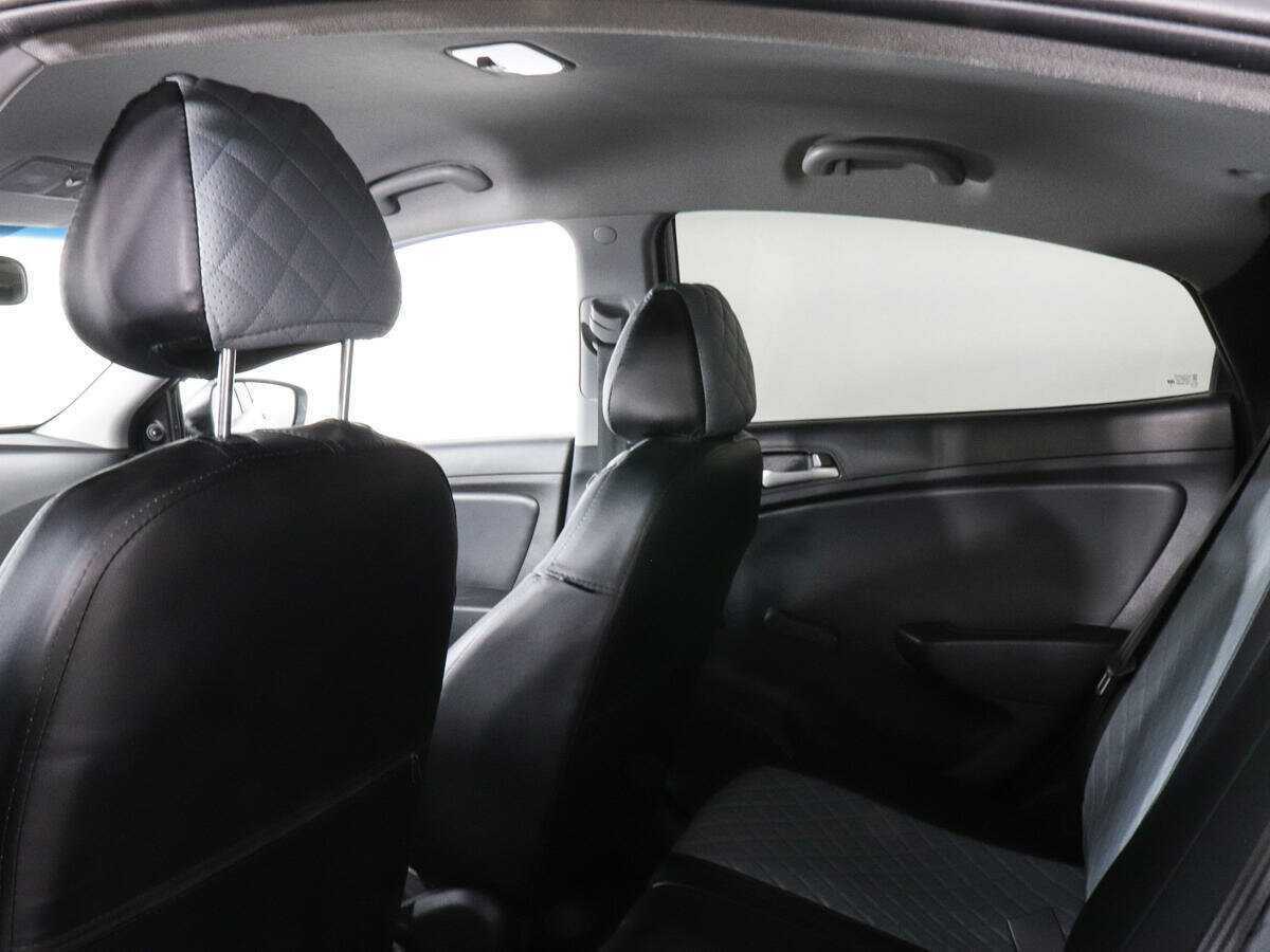 Hyundai Solaris б/у, 2015, Механическая. Фото: #11