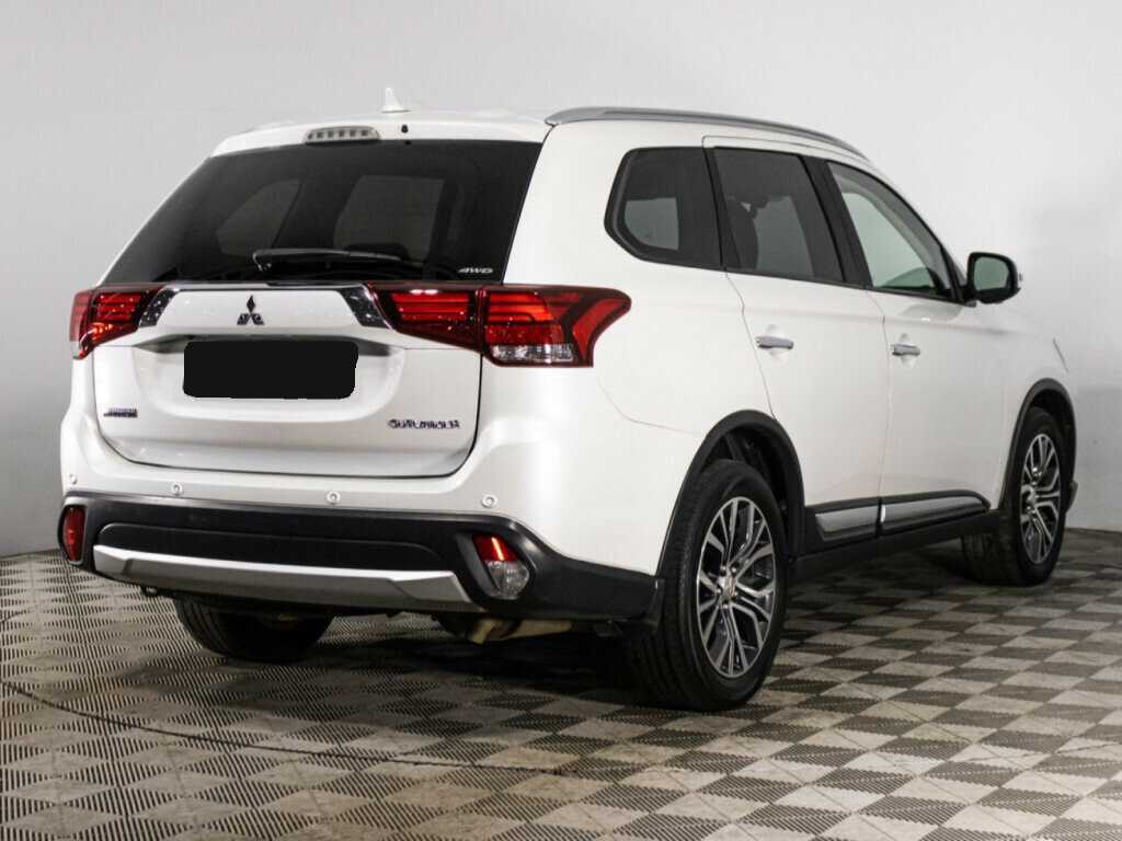 Mitsubishi Outlander б/у, 2018, Вариатор. Фото: #4