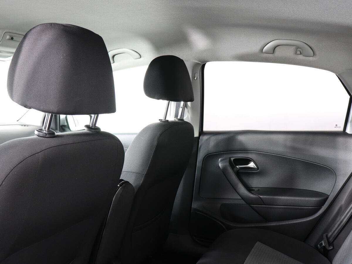 Volkswagen Polo б/у, 2015, Механическая. Фото: #11