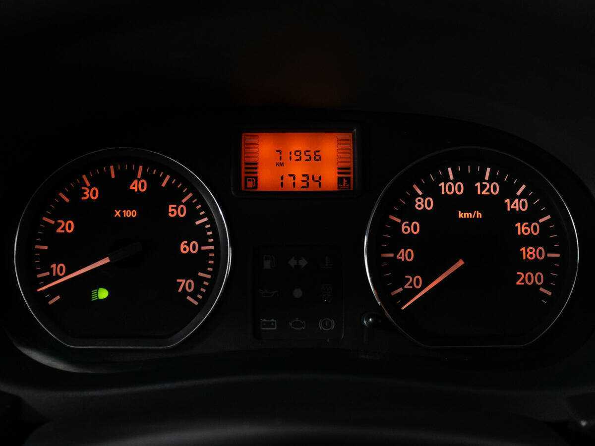 Рено Логан б/у, 2014, Автоматическая. Фото: #11