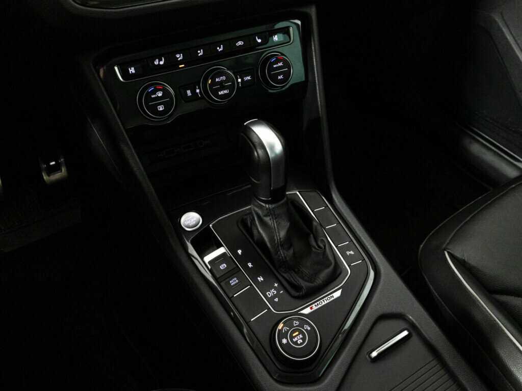 Volkswagen Tiguan б/у, 2020, Роботизированная. Фото: #18