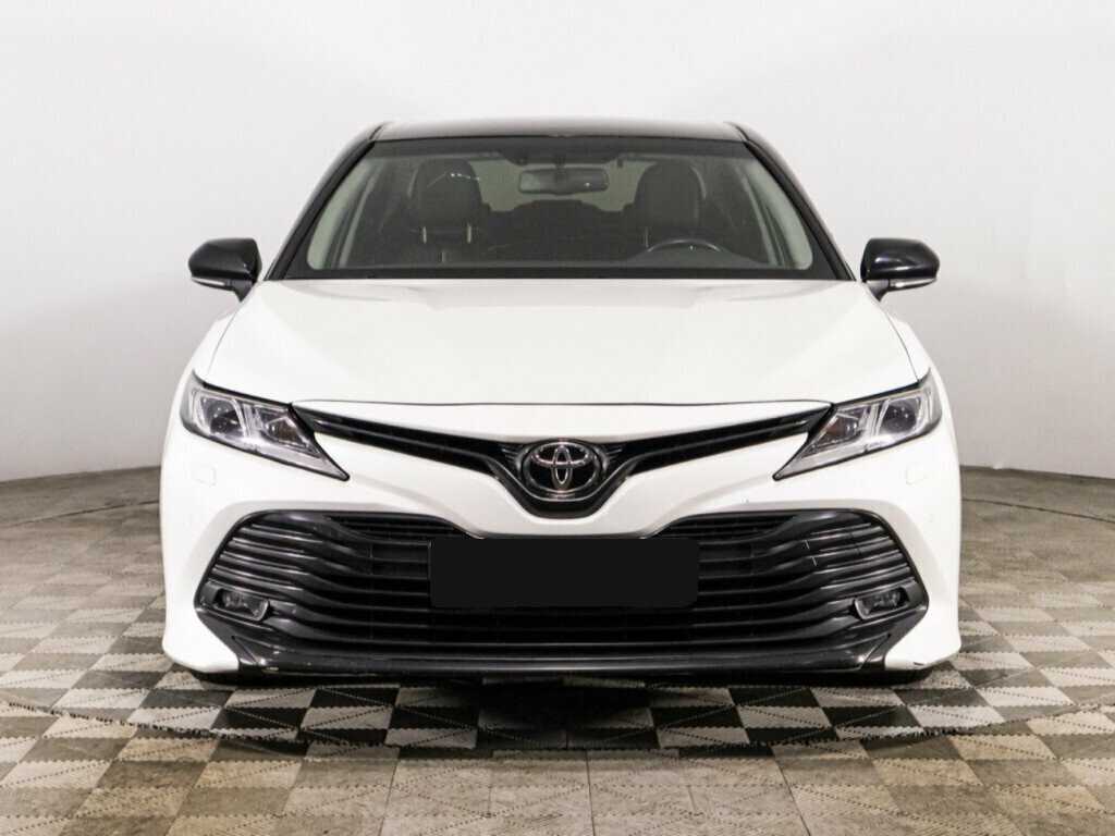Toyota Camry б/у, 2020, Автоматическая. Фото: #1