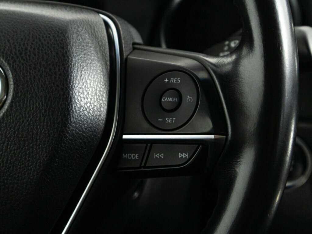 Toyota Camry б/у, 2020, Автоматическая. Фото: #18