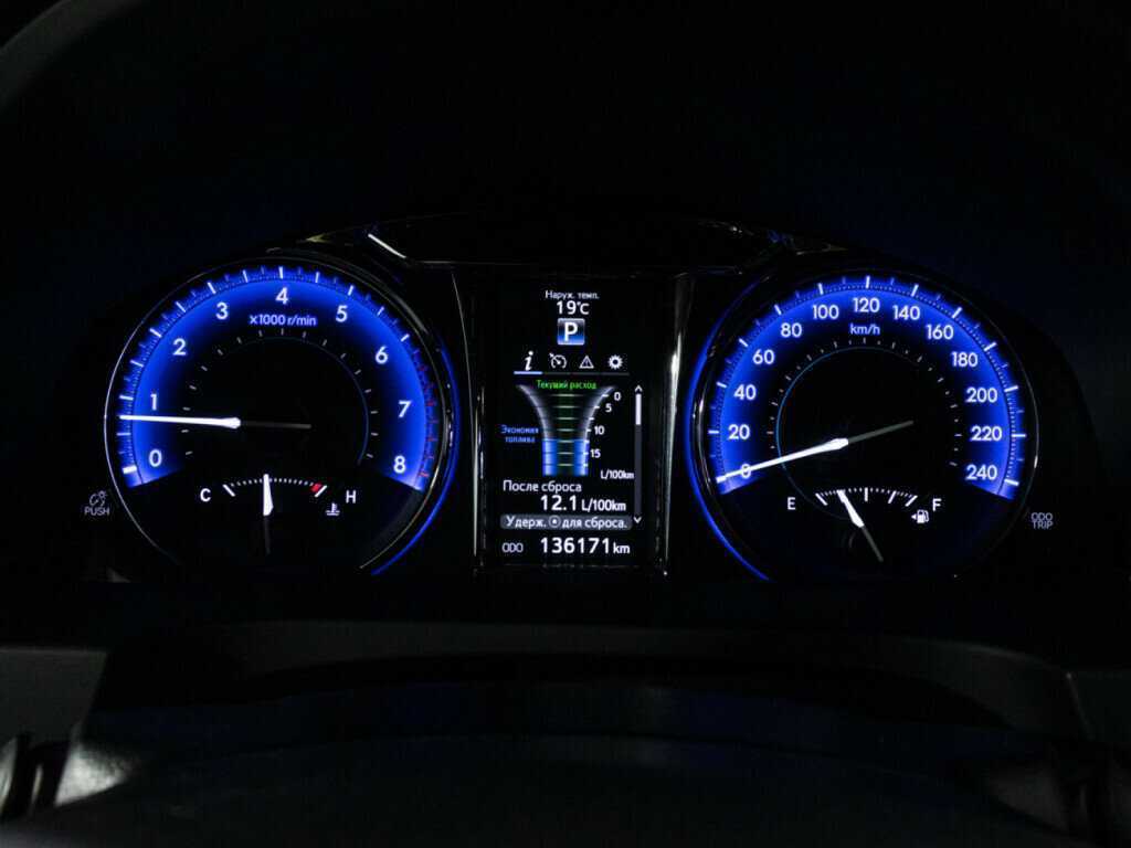 Тойота Камри б/у, 2016, Автоматическая. Фото: #11