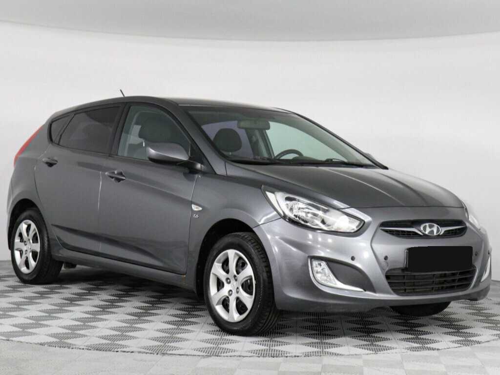 Hyundai Solaris б/у, 2012, Механическая. Фото: #1