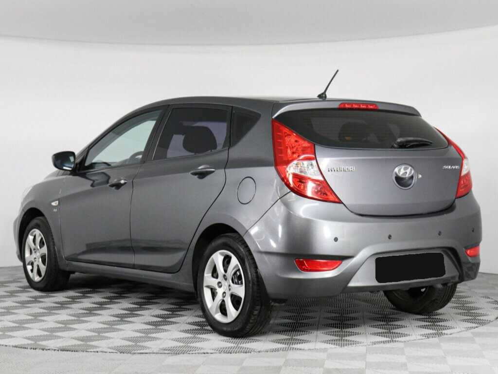 Hyundai Solaris б/у, 2012, Механическая. Фото: #3