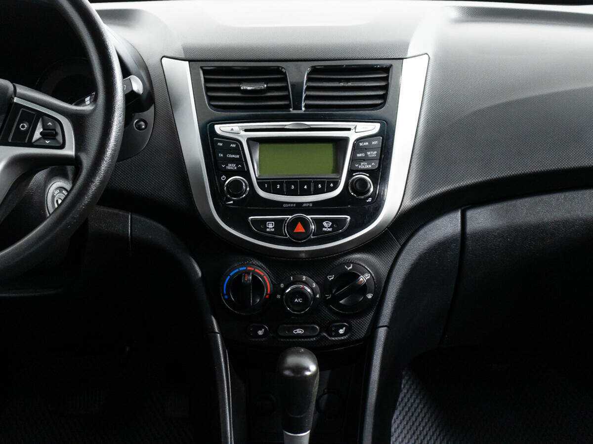 Хендай Солярис б/у, 2014, Автоматическая. Фото: #13