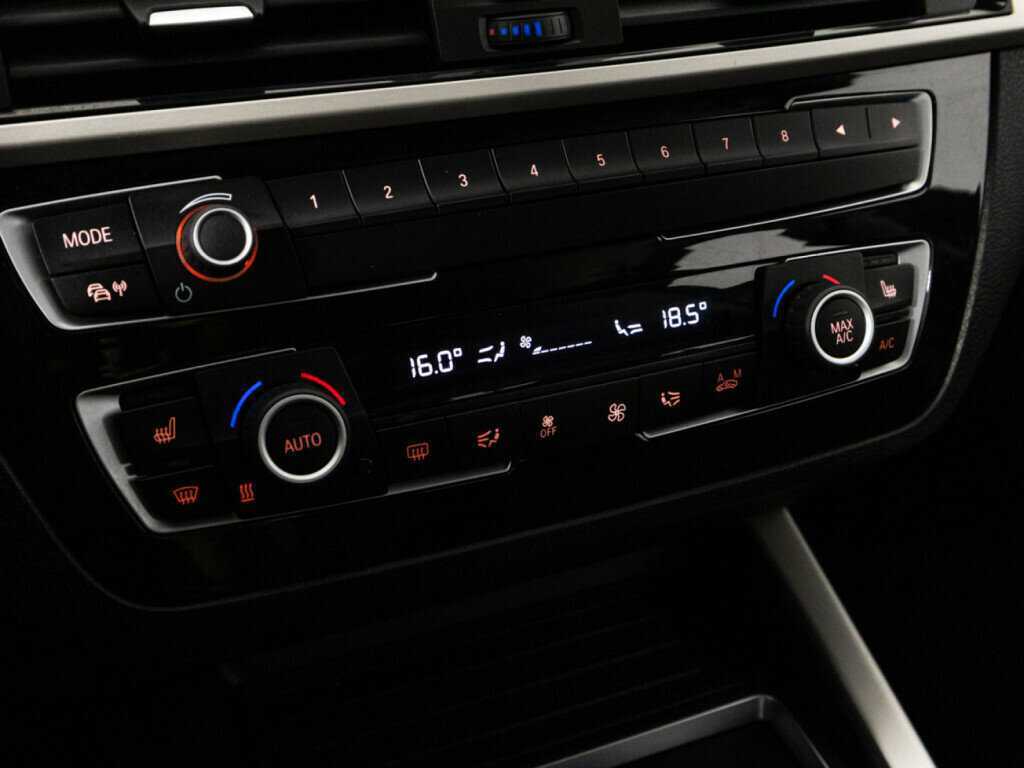 BMW 1 серии б/у, 2017, Автоматическая. Фото: #15