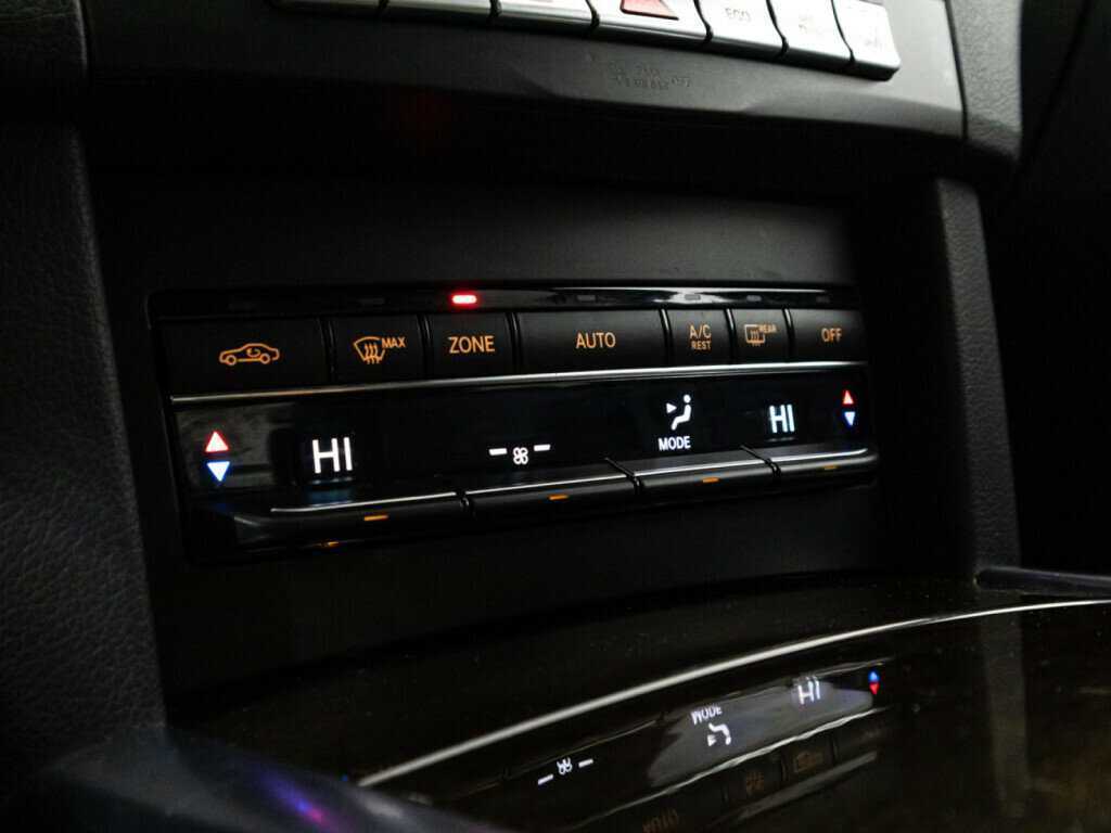 Mercedes-Benz E-Класс б/у, 2014, Автоматическая. Фото: #11