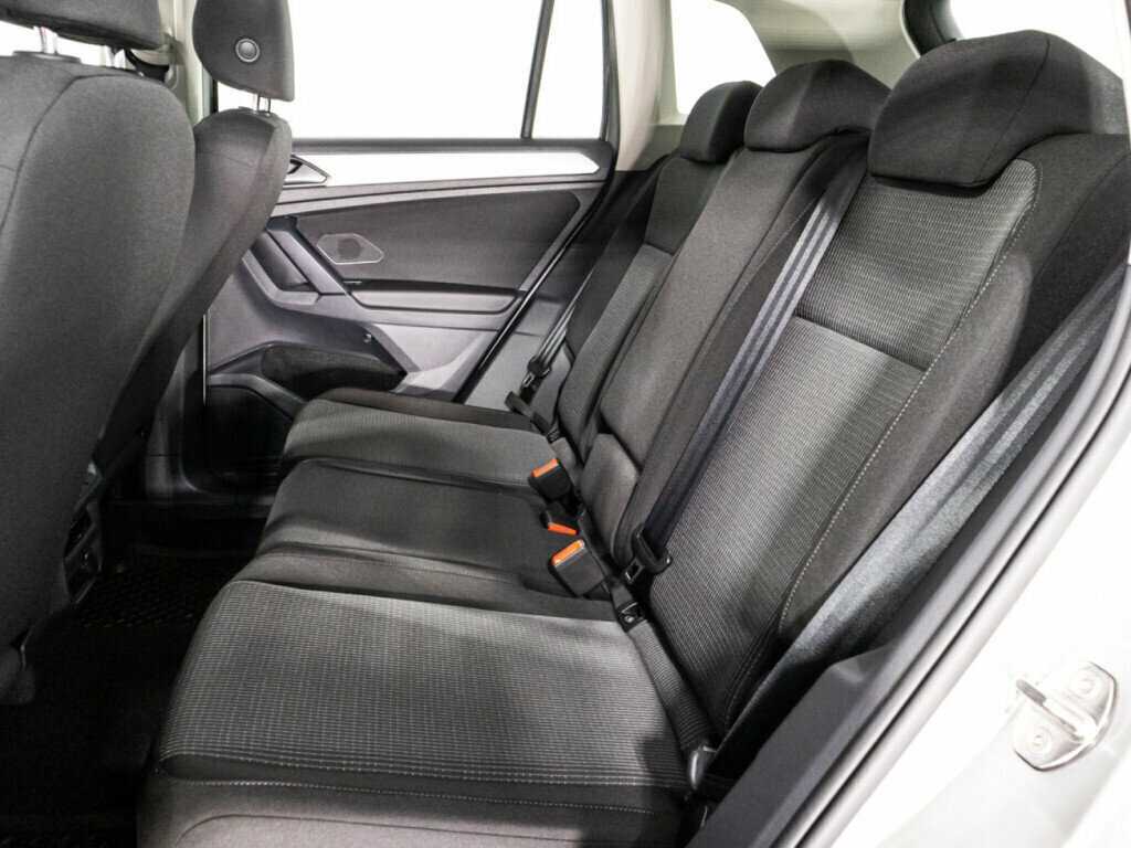 Volkswagen Tiguan б/у, 2021, Роботизированная. Фото: #9