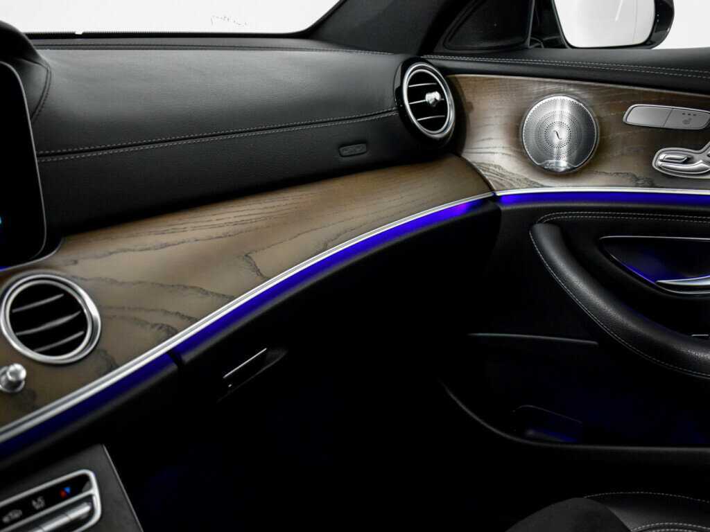 Mercedes-Benz E-Класс б/у, 2017, Автоматическая. Фото: #17