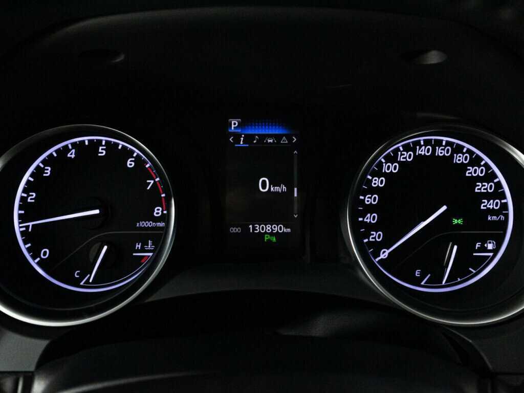 Toyota Camry б/у, 2018, Автоматическая. Фото: #11