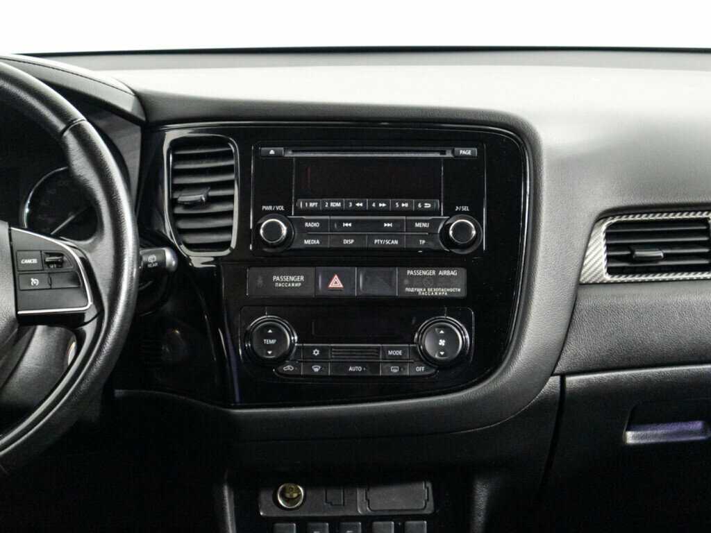 Mitsubishi Outlander б/у, 2018, Вариатор. Фото: #13