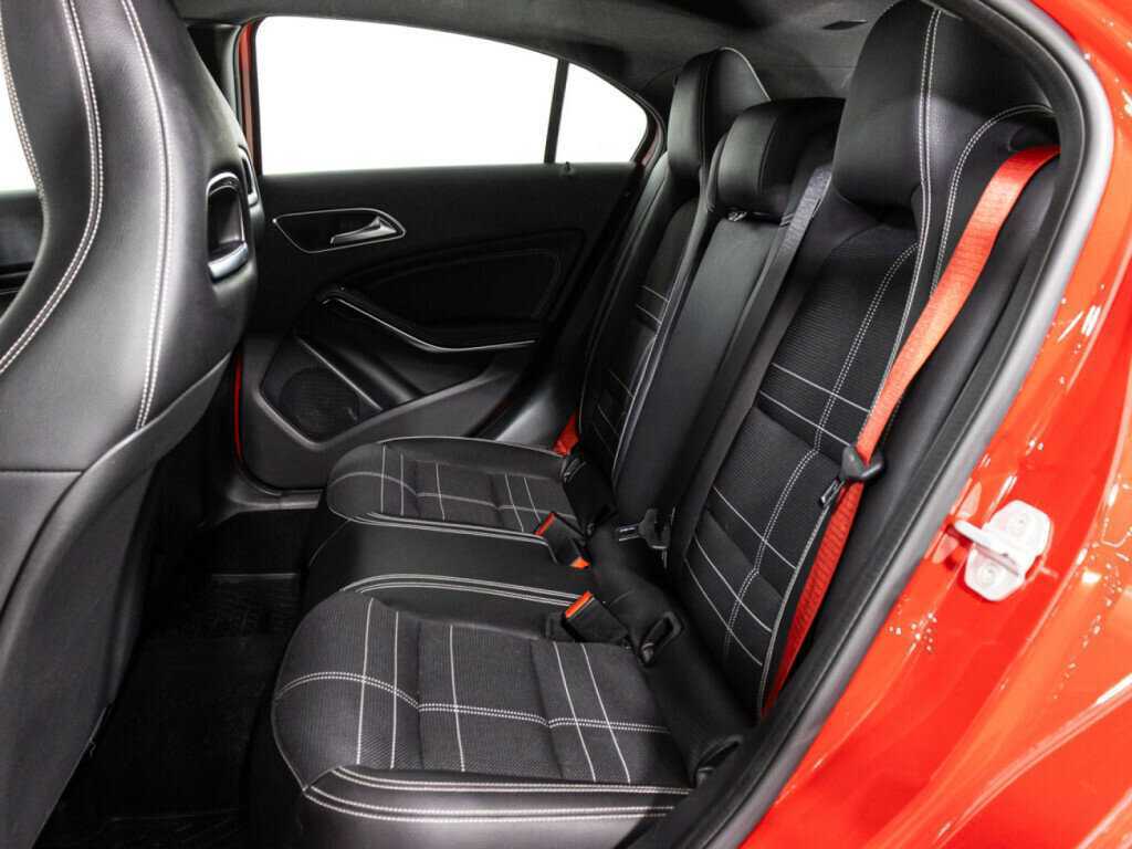 Mercedes-Benz A-Класс б/у, 2016, Роботизированная. Фото: #9