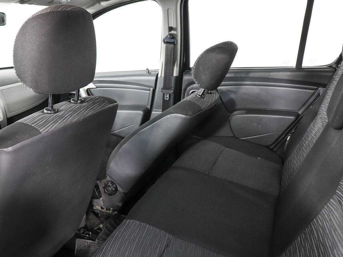 Renault Sandero б/у, 2012, Механическая. Фото: #6