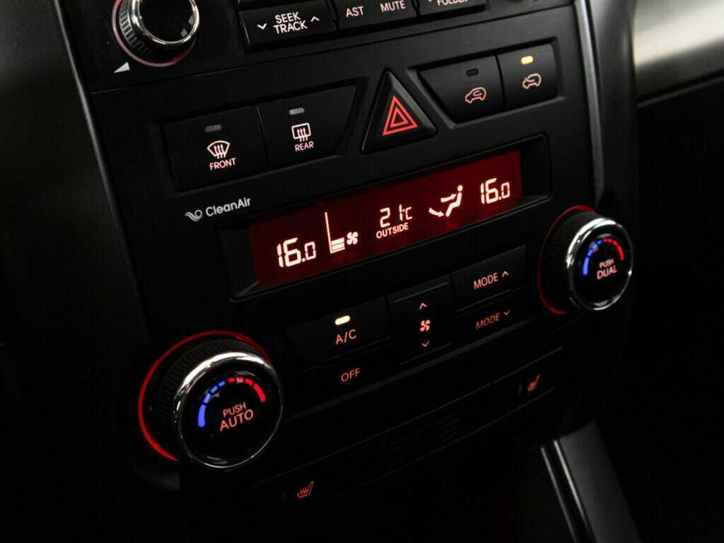 Киа Соренто б/у, 2012, Механическая. Фото: #14