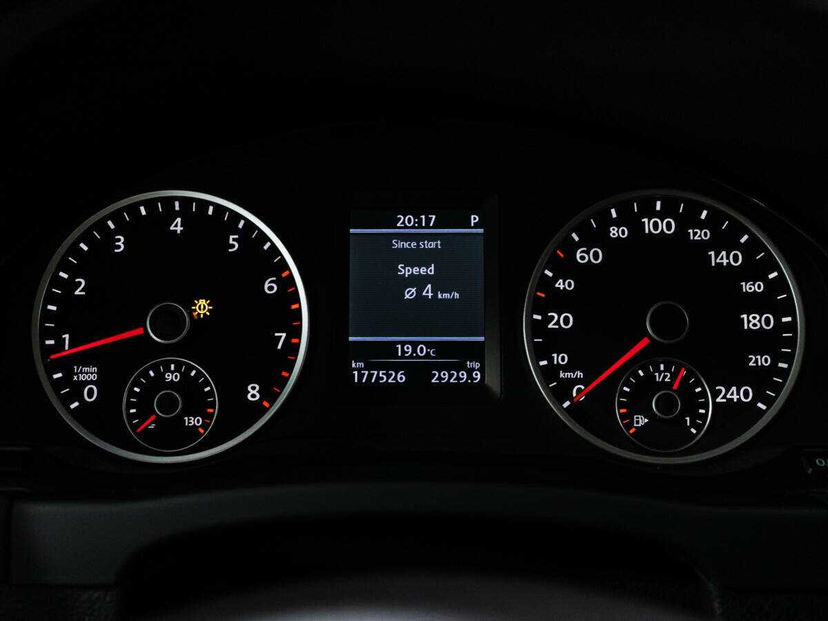 Фольксваген Тигуан б/у, 2012, Автоматическая. Фото: #11