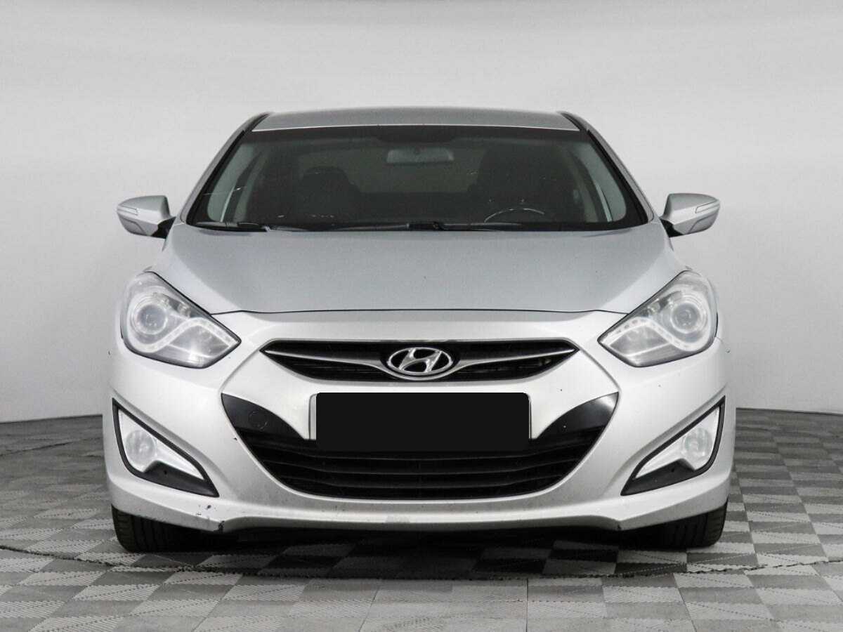 Hyundai i40 б/у, 2013, Автоматическая. Фото: #1