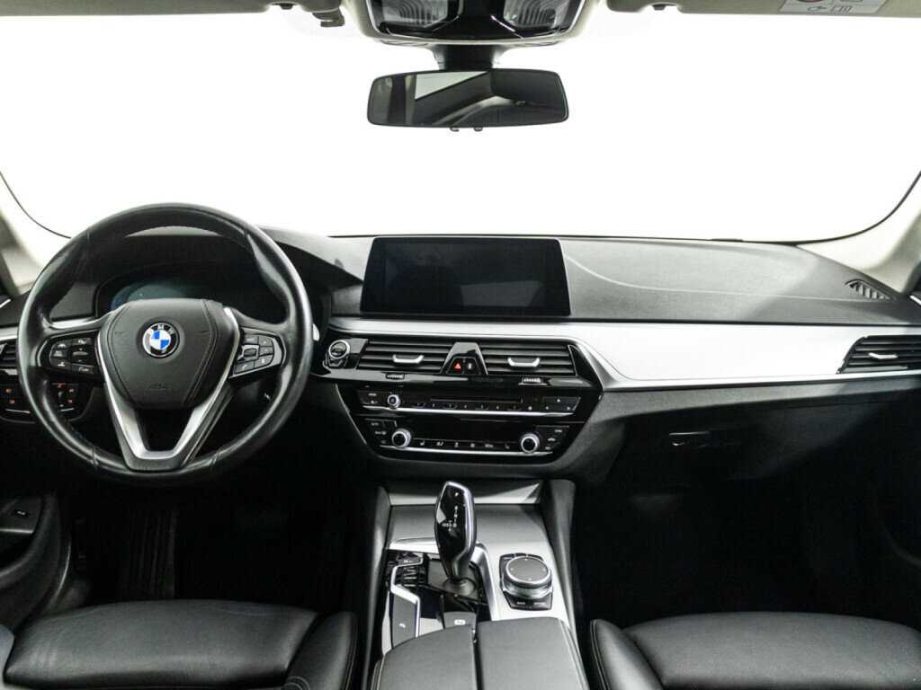 BMW 5 серии б/у, 2018, Автоматическая. Фото: #12