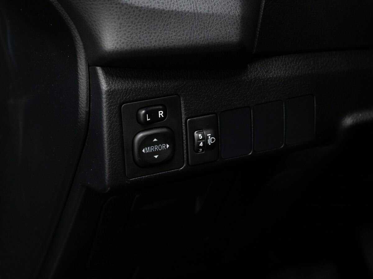 Тойота Королла б/у, 2015, Вариатор. Фото: #16