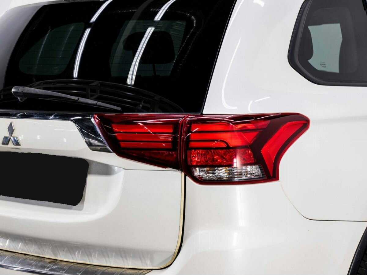 Mitsubishi Outlander б/у, 2015, Вариатор. Фото: #27