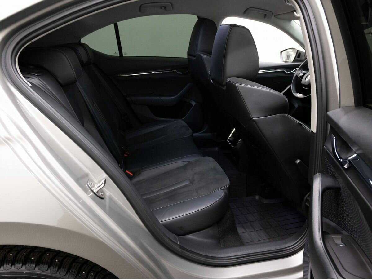 Skoda Octavia б/у, 2021, Автоматическая. Фото: #11