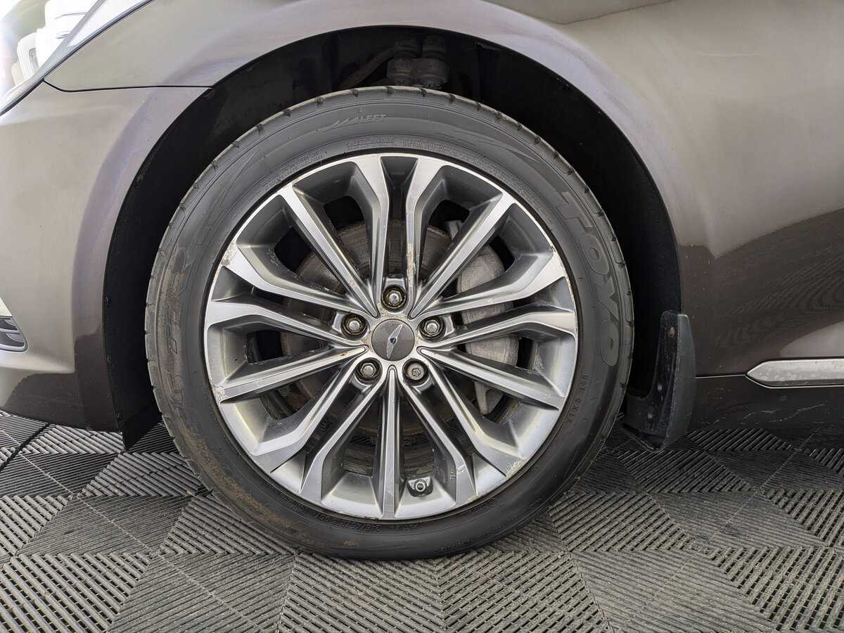 Hyundai Genesis б/у, 2015, Автоматическая. Фото: #16