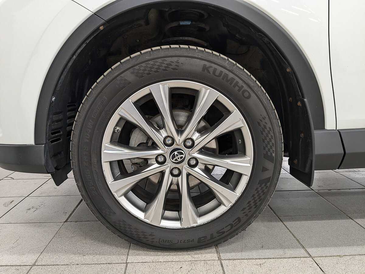 Toyota RAV4 б/у, 2017, Вариатор. Фото: #11
