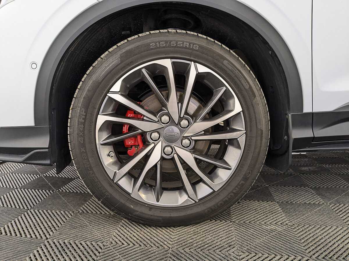 Geely Coolray б/у, 2023, Роботизированная. Фото: #11