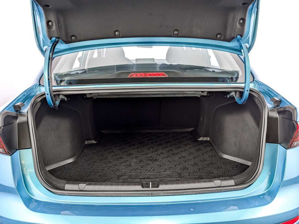 Джили Эмгранд б/у, 2023, Автоматическая. Фото: #9