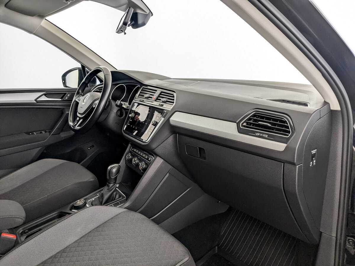 Volkswagen Tiguan б/у, 2020, Роботизированная. Фото: #10