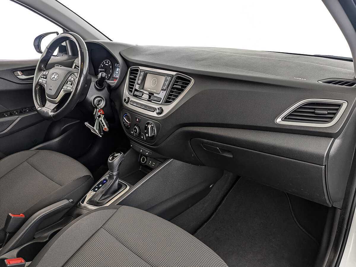 Hyundai Solaris б/у, 2017, Автоматическая. Фото: #12