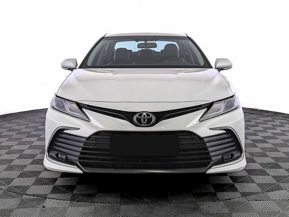 Toyota Camry б/у, 2021, Автоматическая. Фото: #1