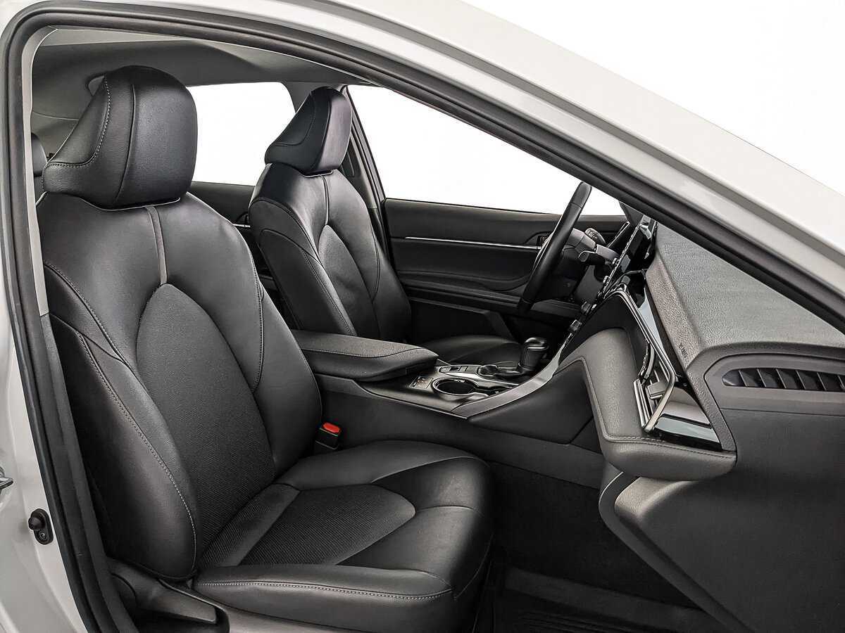 Toyota Camry б/у, 2021, Автоматическая. Фото: #23