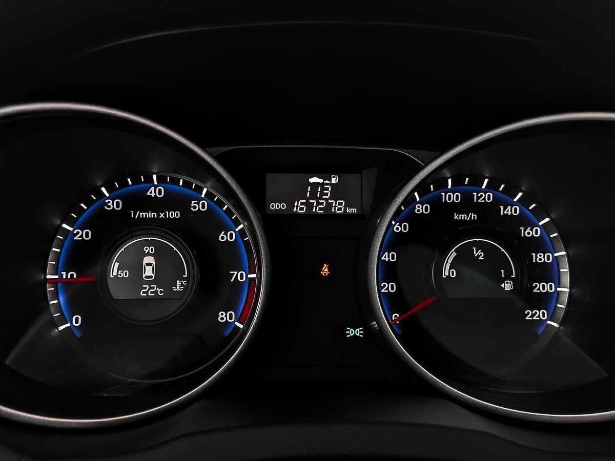 Hyundai ix35 б/у, 2015, Механическая. Фото: #15